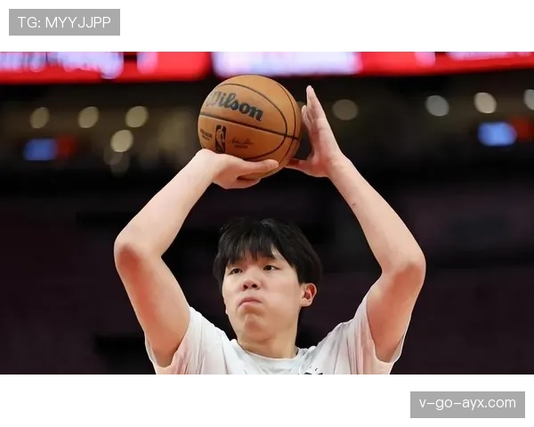杨瀚森篮下高效砍分对比前赛季表现明显提升